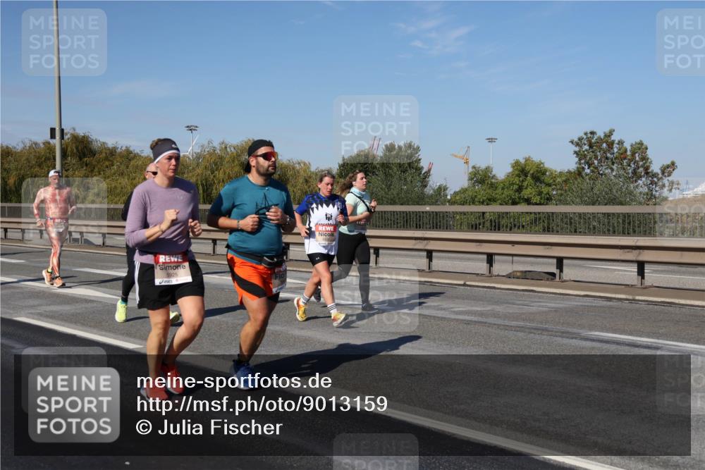 03.10.2025 - Köhlbrandbrückenlauf Julia Fischer http://msf.ph/oto/9013159 03.10.2025 13:05:22 Position 3 5925 meine-sportfotos.de