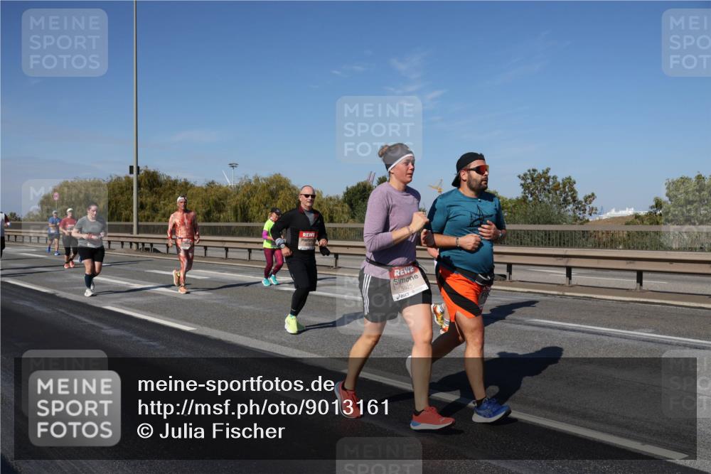 03.10.2025 - Köhlbrandbrückenlauf Julia Fischer http://msf.ph/oto/9013161 03.10.2025 13:05:23 Position 3 5925 meine-sportfotos.de
