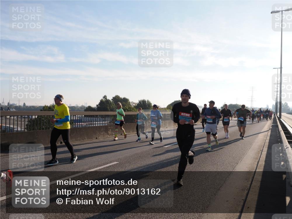 03.10.2025 - Köhlbrandbrückenlauf Fabian Wolf http://msf.ph/oto/9013162 03.10.2025 09:23:44 Position 3  meine-sportfotos.de