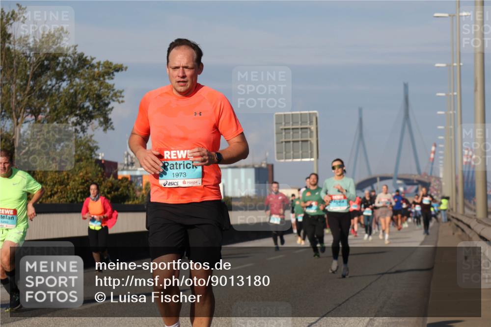 03.10.2025 - Köhlbrandbrückenlauf Luisa Fischer http://msf.ph/oto/9013180 03.10.2025 10:56:38 Position 3 1259, 1973 meine-sportfotos.de
