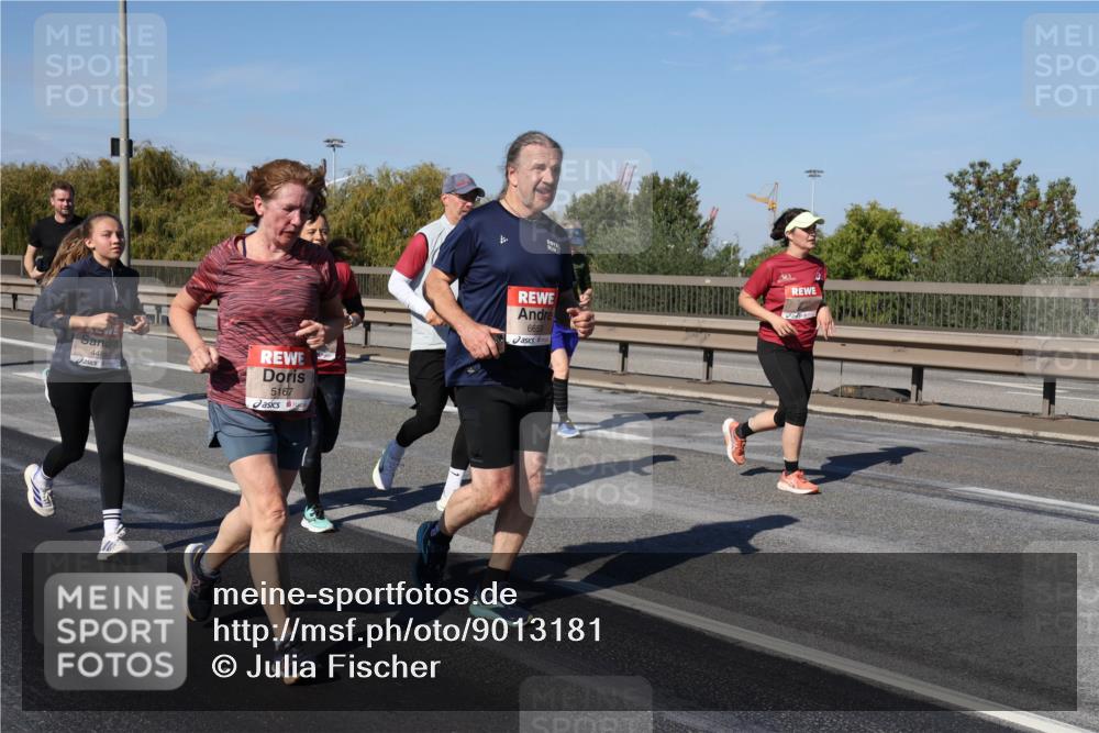 03.10.2025 - Köhlbrandbrückenlauf Julia Fischer http://msf.ph/oto/9013181 03.10.2025 13:05:28 Position 3 446, 5167, 6653 meine-sportfotos.de