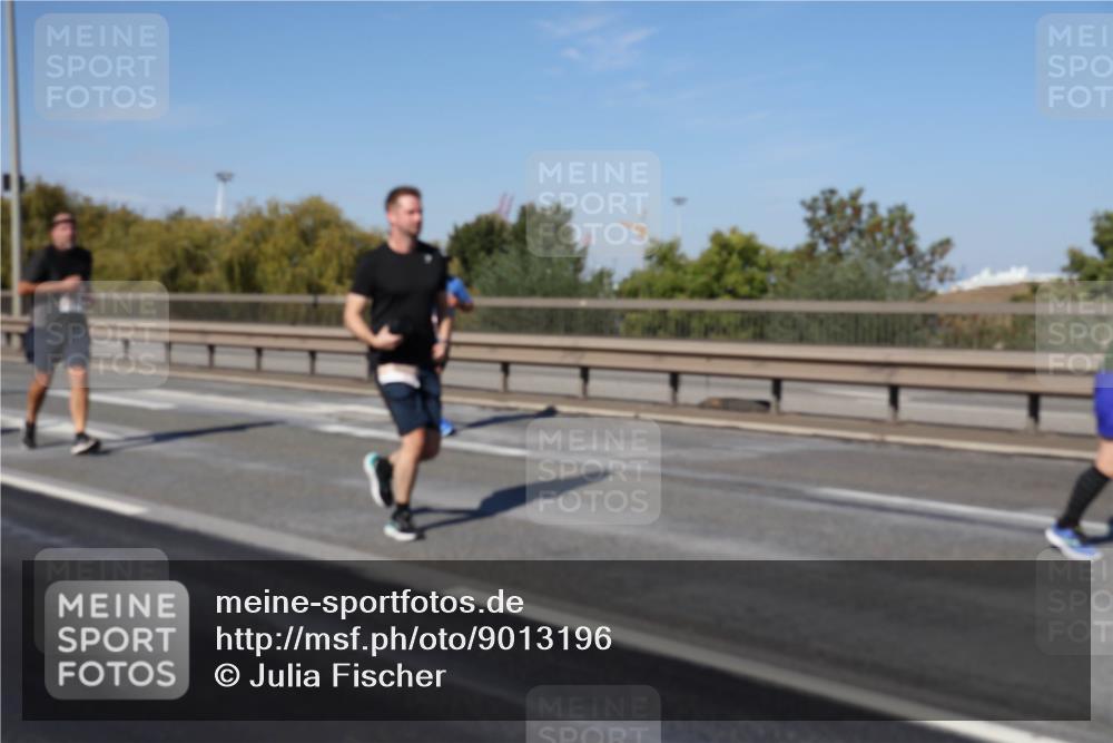 03.10.2025 - Köhlbrandbrückenlauf Julia Fischer http://msf.ph/oto/9013196 03.10.2025 13:05:30 Position 3  meine-sportfotos.de