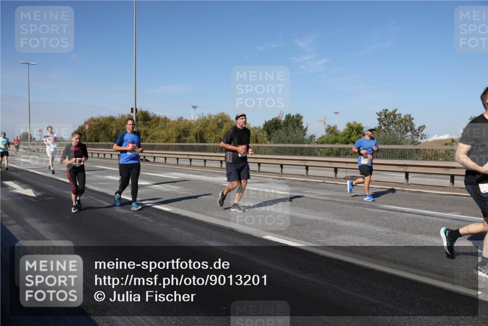 03.10.2025 - Köhlbrandbrückenlauf Julia Fischer http://msf.ph/oto/9013201 03.10.2025 13:05:32 Position 3  meine-sportfotos.de