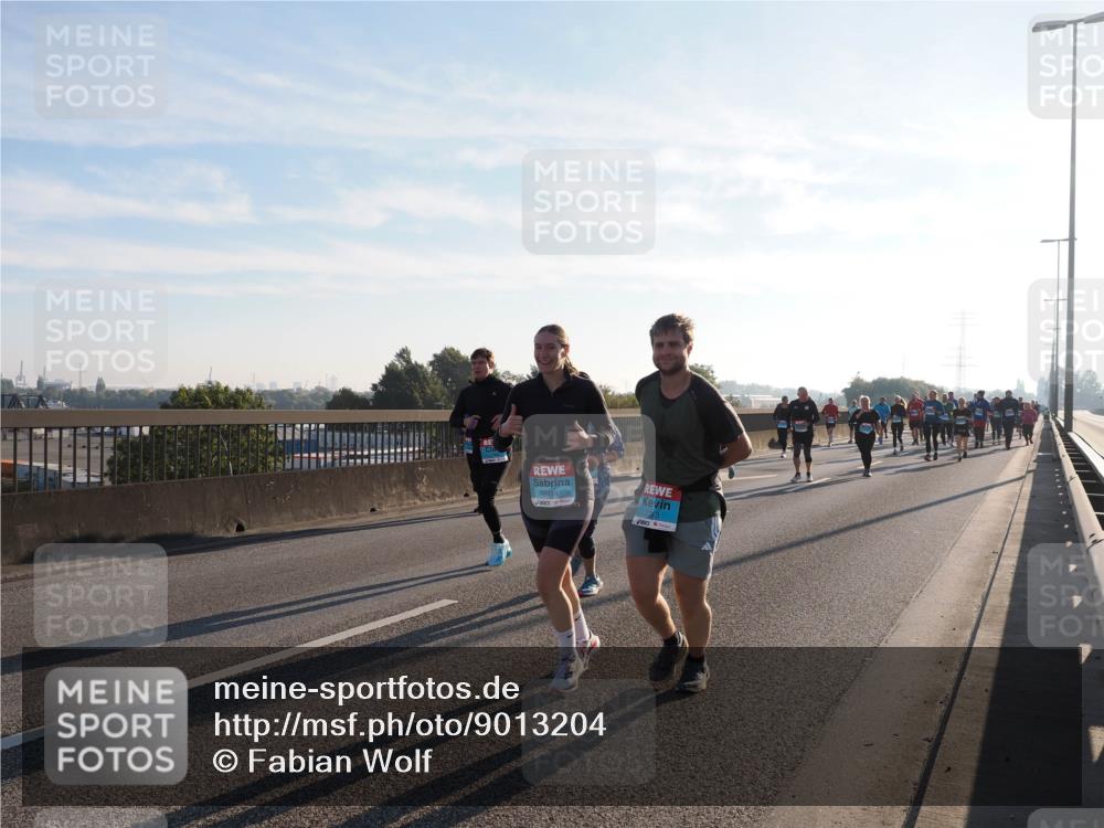 03.10.2025 - Köhlbrandbrückenlauf Fabian Wolf http://msf.ph/oto/9013204 03.10.2025 09:23:47 Position 3 2314, 2313 meine-sportfotos.de