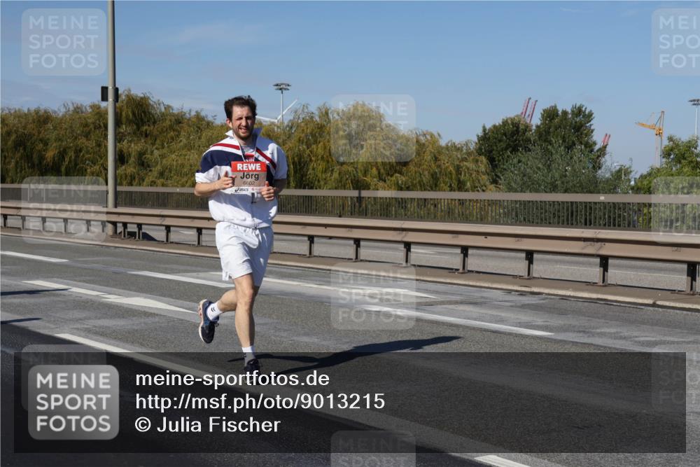 03.10.2025 - Köhlbrandbrückenlauf Julia Fischer http://msf.ph/oto/9013215 03.10.2025 13:05:36 Position 3 6602 meine-sportfotos.de