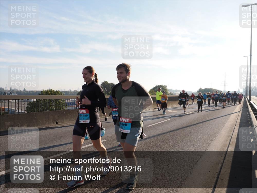 03.10.2025 - Köhlbrandbrückenlauf Fabian Wolf http://msf.ph/oto/9013216 03.10.2025 09:23:47 Position 3 2314, 2313 meine-sportfotos.de