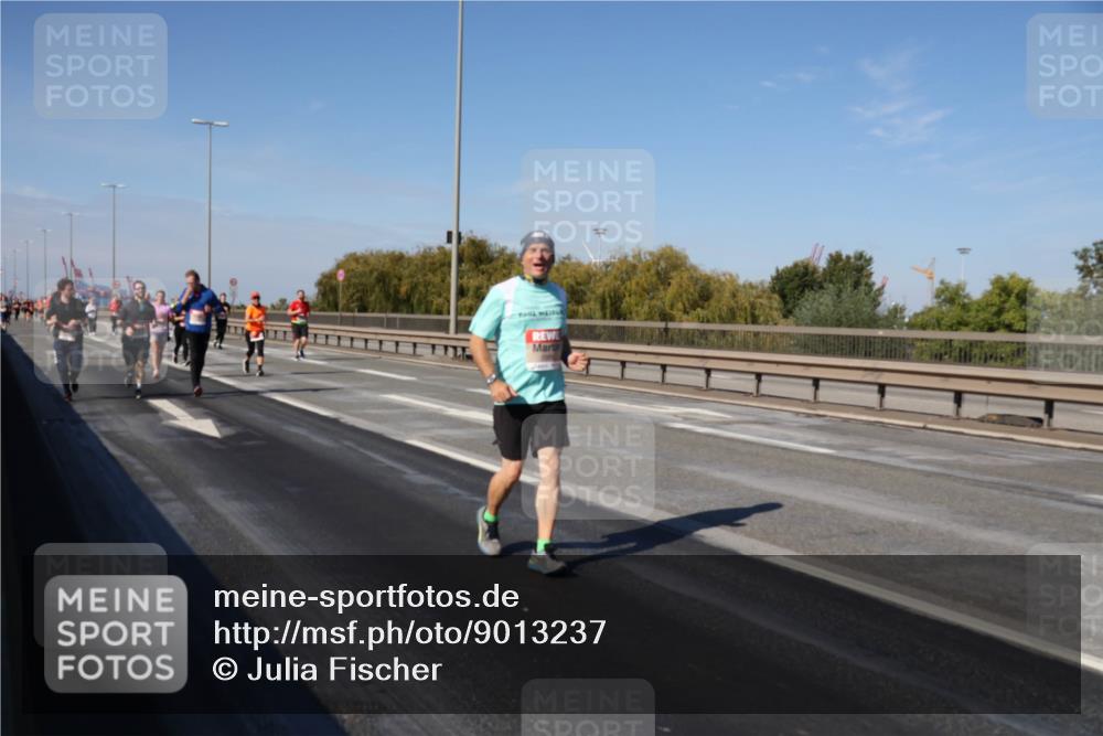 03.10.2025 - Köhlbrandbrückenlauf Julia Fischer http://msf.ph/oto/9013237 03.10.2025 13:05:40 Position 3  meine-sportfotos.de