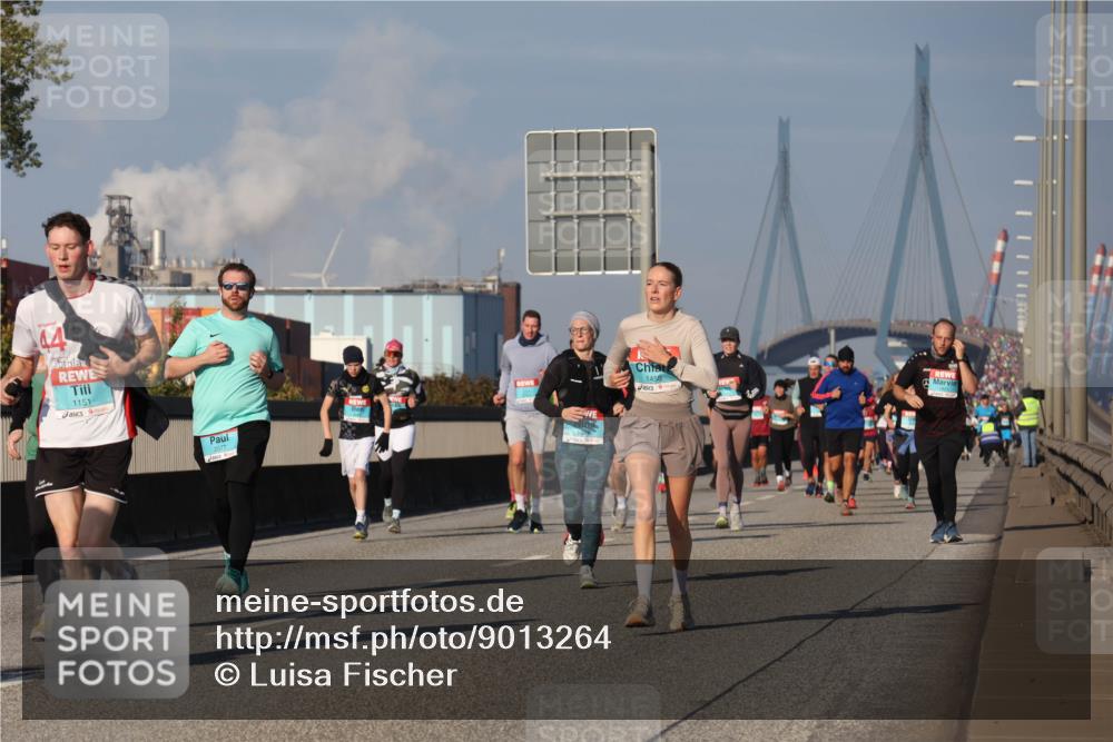 03.10.2025 - Köhlbrandbrückenlauf Luisa Fischer http://msf.ph/oto/9013264 03.10.2025 10:56:47 Position 3 44, 1151, 2077, 1458 meine-sportfotos.de