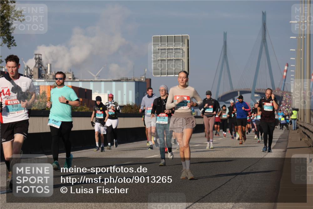 03.10.2025 - Köhlbrandbrückenlauf Luisa Fischer http://msf.ph/oto/9013265 03.10.2025 10:56:47 Position 3 14, 1151, 1844, 1458 meine-sportfotos.de