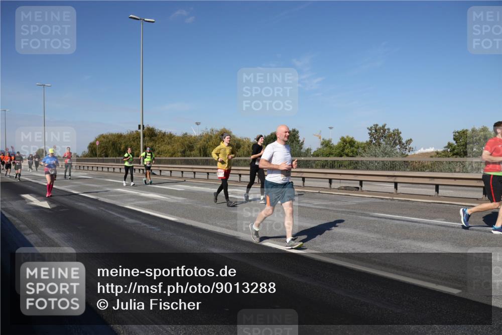 03.10.2025 - Köhlbrandbrückenlauf Julia Fischer http://msf.ph/oto/9013288 03.10.2025 13:05:50 Position 3  meine-sportfotos.de