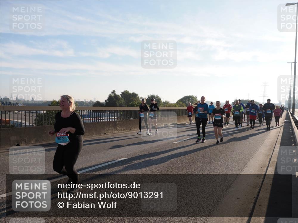 03.10.2025 - Köhlbrandbrückenlauf Fabian Wolf http://msf.ph/oto/9013291 03.10.2025 09:23:53 Position 3 3130 meine-sportfotos.de
