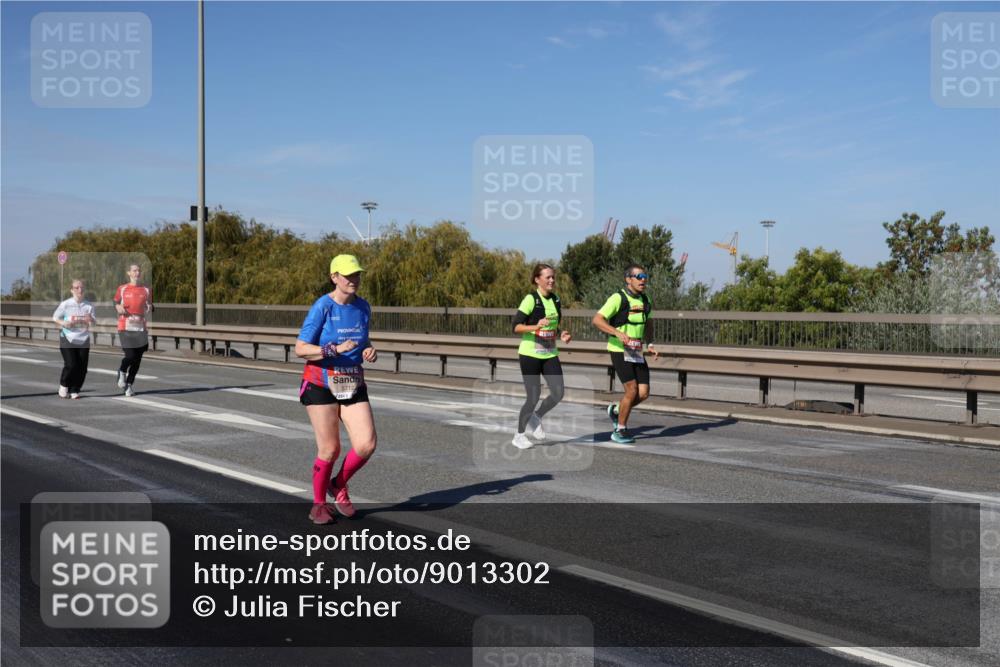 03.10.2025 - Köhlbrandbrückenlauf Julia Fischer http://msf.ph/oto/9013302 03.10.2025 13:05:53 Position 3 5712 meine-sportfotos.de