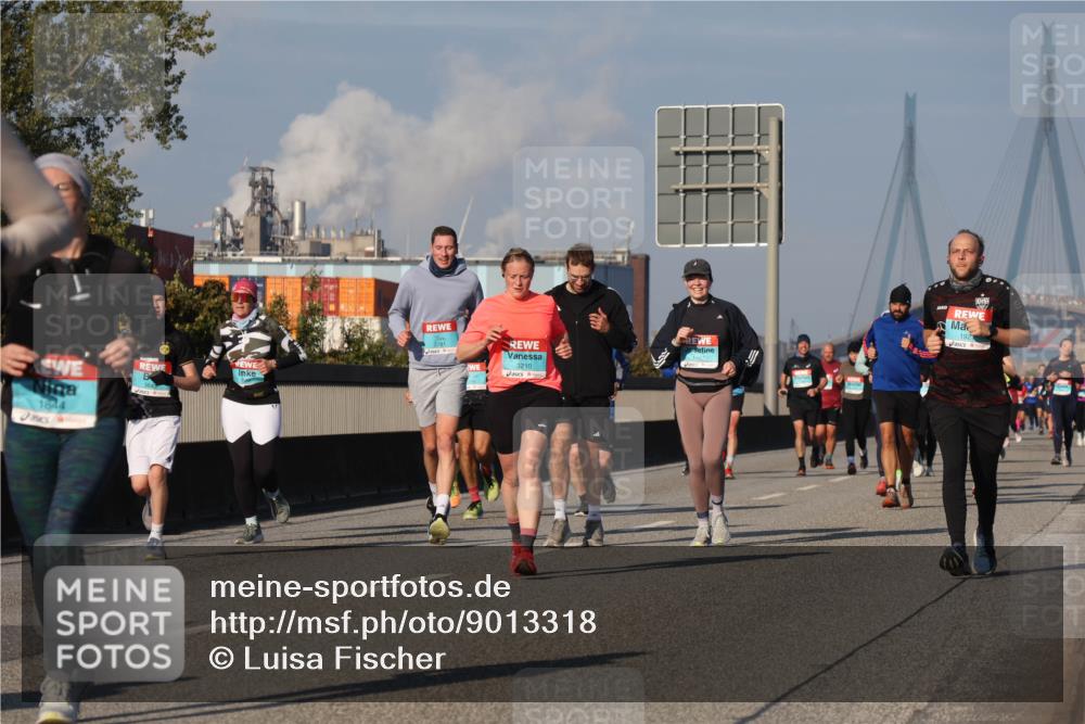 03.10.2025 - Köhlbrandbrückenlauf Luisa Fischer http://msf.ph/oto/9013318 03.10.2025 10:56:52 Position 3 1844, 3210, 1487 meine-sportfotos.de
