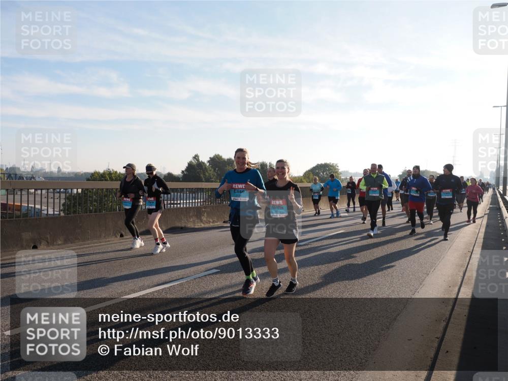 03.10.2025 - Köhlbrandbrückenlauf Fabian Wolf http://msf.ph/oto/9013333 03.10.2025 09:23:55 Position 3 2019 meine-sportfotos.de