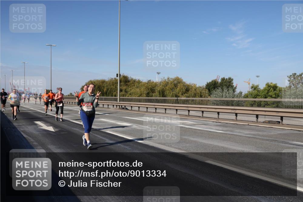 03.10.2025 - Köhlbrandbrückenlauf Julia Fischer http://msf.ph/oto/9013334 03.10.2025 13:05:59 Position 3 5114 meine-sportfotos.de