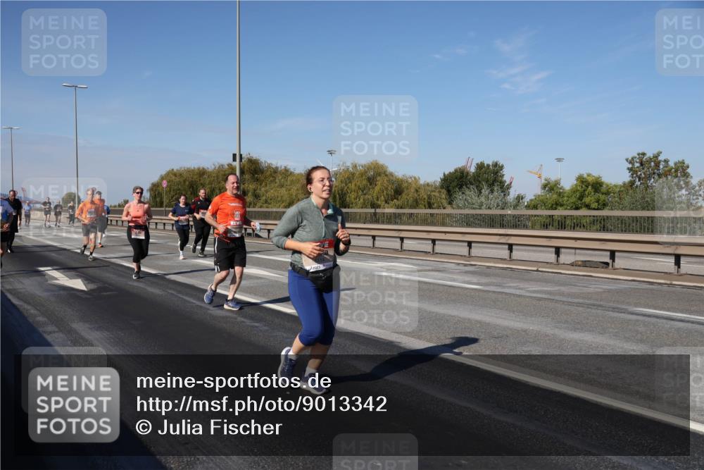 03.10.2025 - Köhlbrandbrückenlauf Julia Fischer http://msf.ph/oto/9013342 03.10.2025 13:06:00 Position 3  meine-sportfotos.de