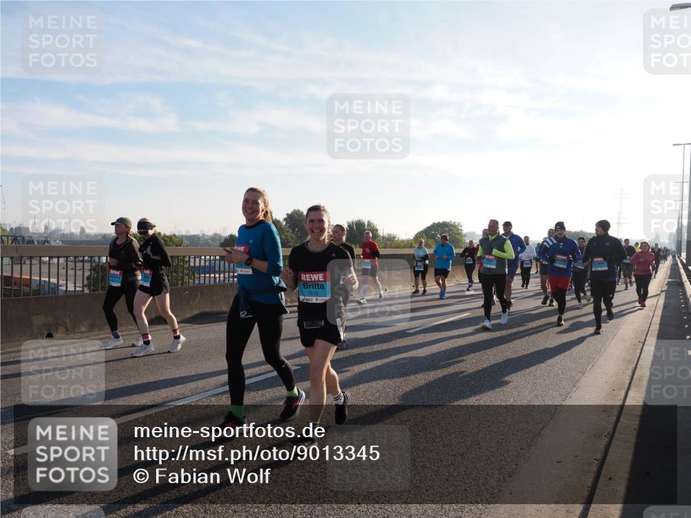 03.10.2025 - Köhlbrandbrückenlauf Fabian Wolf http://msf.ph/oto/9013345 03.10.2025 09:23:55 Position 3 2019 meine-sportfotos.de