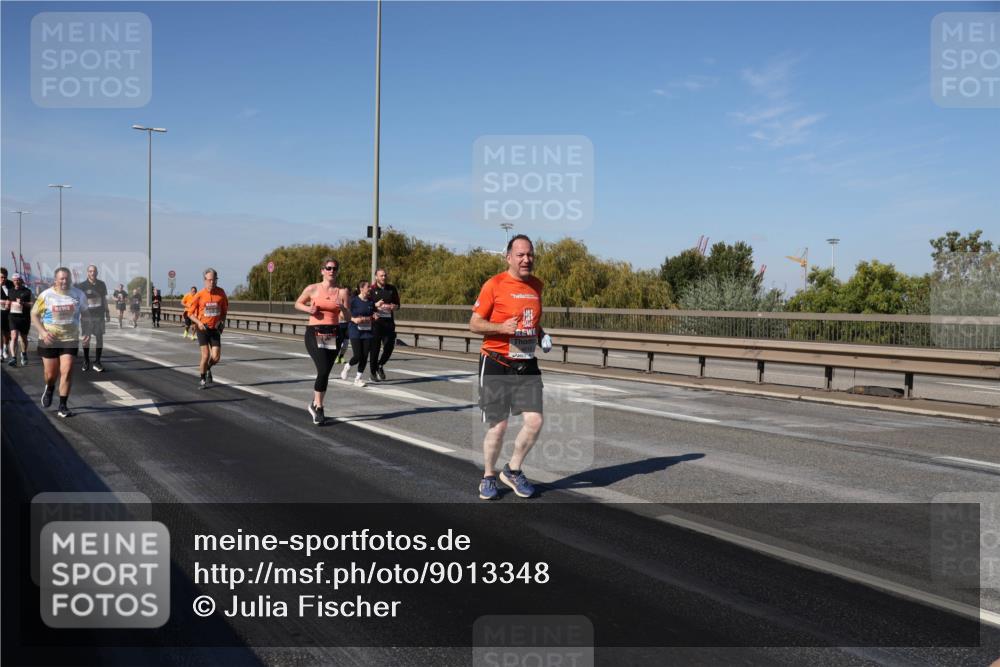 03.10.2025 - Köhlbrandbrückenlauf Julia Fischer http://msf.ph/oto/9013348 03.10.2025 13:06:01 Position 3  meine-sportfotos.de