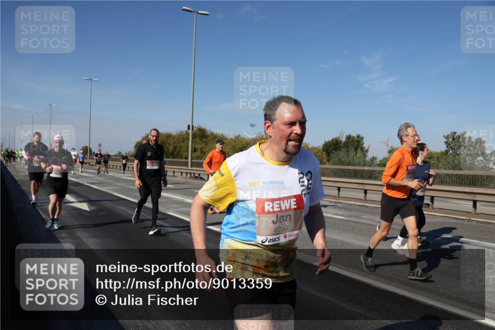 03.10.2025 - Köhlbrandbrückenlauf Julia Fischer http://msf.ph/oto/9013359 03.10.2025 13:06:05 Position 3 2025, 4200 meine-sportfotos.de