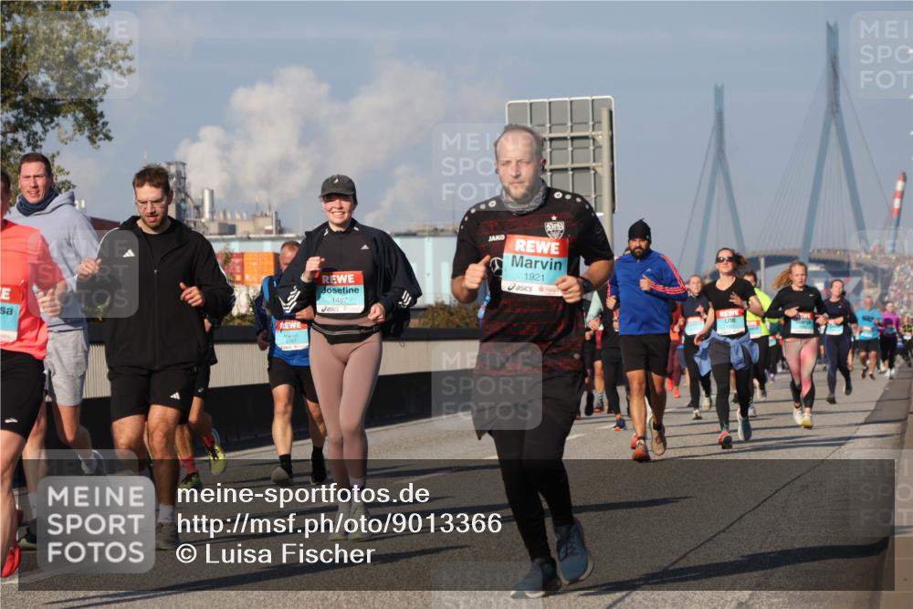 03.10.2025 - Köhlbrandbrückenlauf Luisa Fischer http://msf.ph/oto/9013366 03.10.2025 10:56:56 Position 3 3767, 1487, 4319, 1921 meine-sportfotos.de