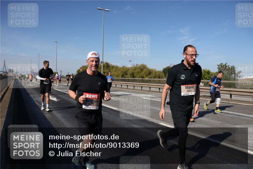 03.10.2025 - Köhlbrandbrückenlauf Julia Fischer http://msf.ph/oto/9013369 03.10.2025 13:06:07 Position 3 5675, 96, 6291 meine-sportfotos.de