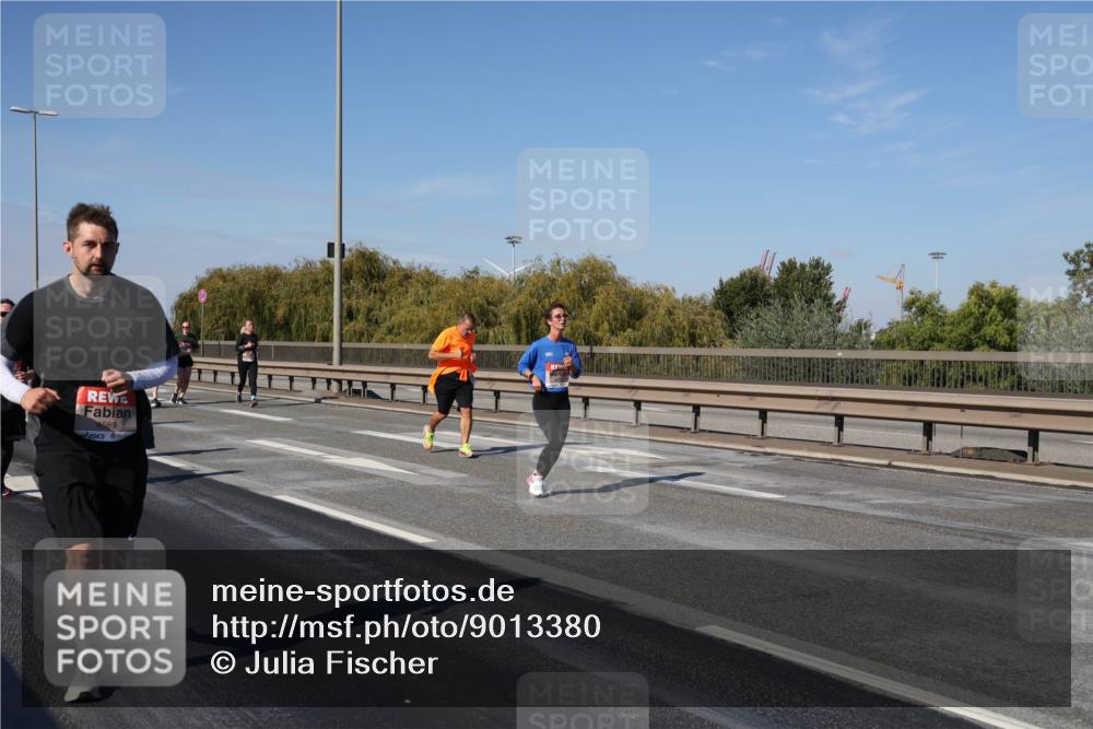 03.10.2025 - Köhlbrandbrückenlauf Julia Fischer http://msf.ph/oto/9013380 03.10.2025 13:06:08 Position 3 4589 meine-sportfotos.de
