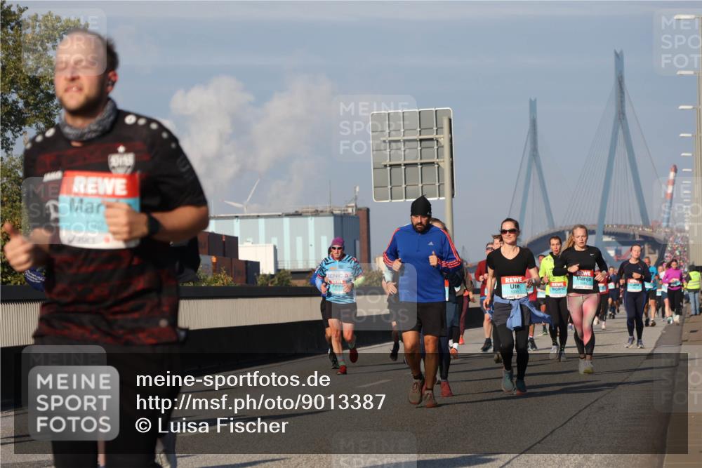03.10.2025 - Köhlbrandbrückenlauf Luisa Fischer http://msf.ph/oto/9013387 03.10.2025 10:56:58 Position 3 192 meine-sportfotos.de