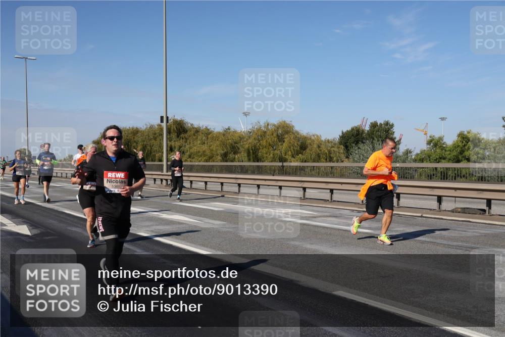 03.10.2025 - Köhlbrandbrückenlauf Julia Fischer http://msf.ph/oto/9013390 03.10.2025 13:06:11 Position 3 5361 meine-sportfotos.de