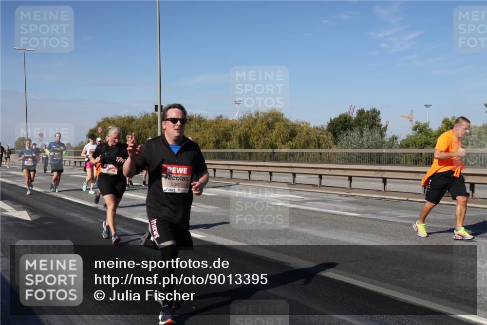 03.10.2025 - Köhlbrandbrückenlauf Julia Fischer http://msf.ph/oto/9013395 03.10.2025 13:06:11 Position 3 5361 meine-sportfotos.de
