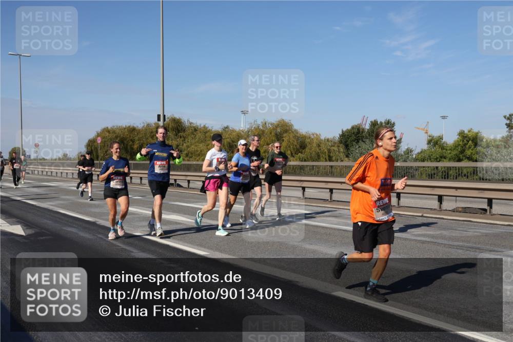 03.10.2025 - Köhlbrandbrückenlauf Julia Fischer http://msf.ph/oto/9013409 03.10.2025 13:06:14 Position 3  meine-sportfotos.de