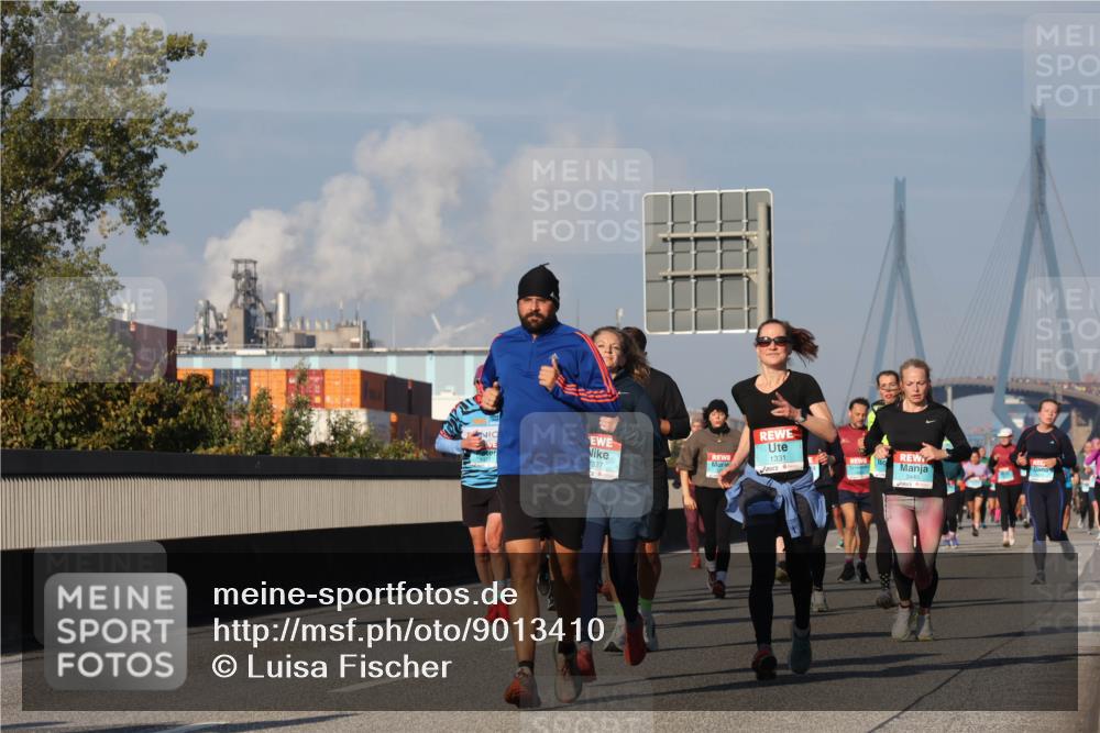 03.10.2025 - Köhlbrandbrückenlauf Luisa Fischer http://msf.ph/oto/9013410 03.10.2025 10:57:00 Position 3 1331, 327 meine-sportfotos.de