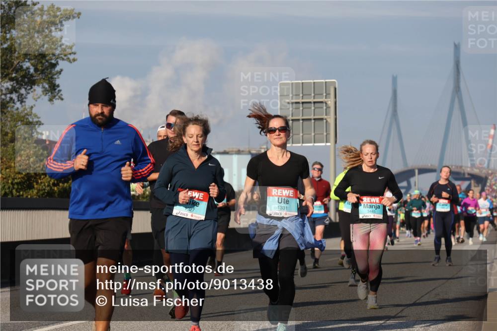 03.10.2025 - Köhlbrandbrückenlauf Luisa Fischer http://msf.ph/oto/9013438 03.10.2025 10:57:03 Position 3 1327, 1331, 3445 meine-sportfotos.de