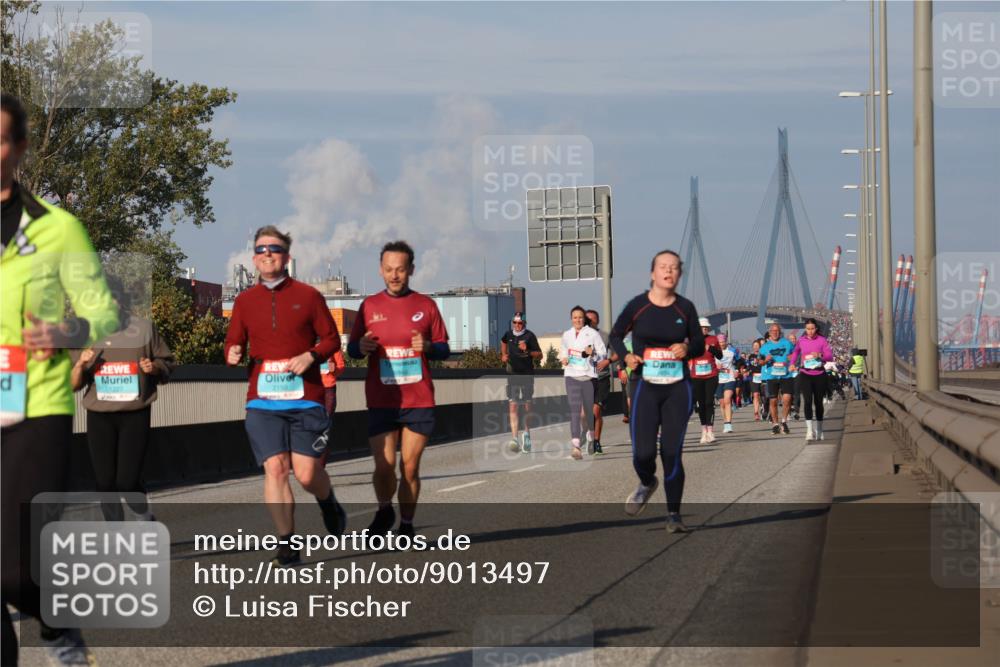 03.10.2025 - Köhlbrandbrückenlauf Luisa Fischer http://msf.ph/oto/9013497 03.10.2025 10:57:10 Position 3 1227 meine-sportfotos.de