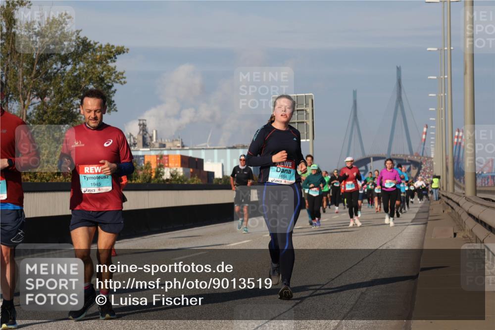 03.10.2025 - Köhlbrandbrückenlauf Luisa Fischer http://msf.ph/oto/9013519 03.10.2025 10:57:12 Position 3 1945, 1654 meine-sportfotos.de