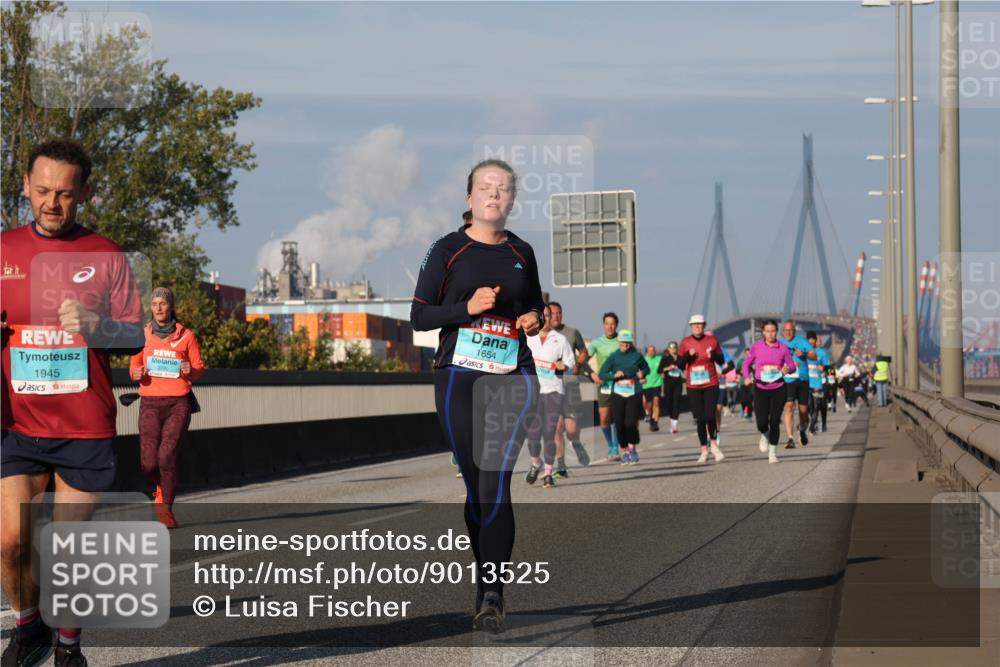03.10.2025 - Köhlbrandbrückenlauf Luisa Fischer http://msf.ph/oto/9013525 03.10.2025 10:57:12 Position 3 1945, 1654 meine-sportfotos.de