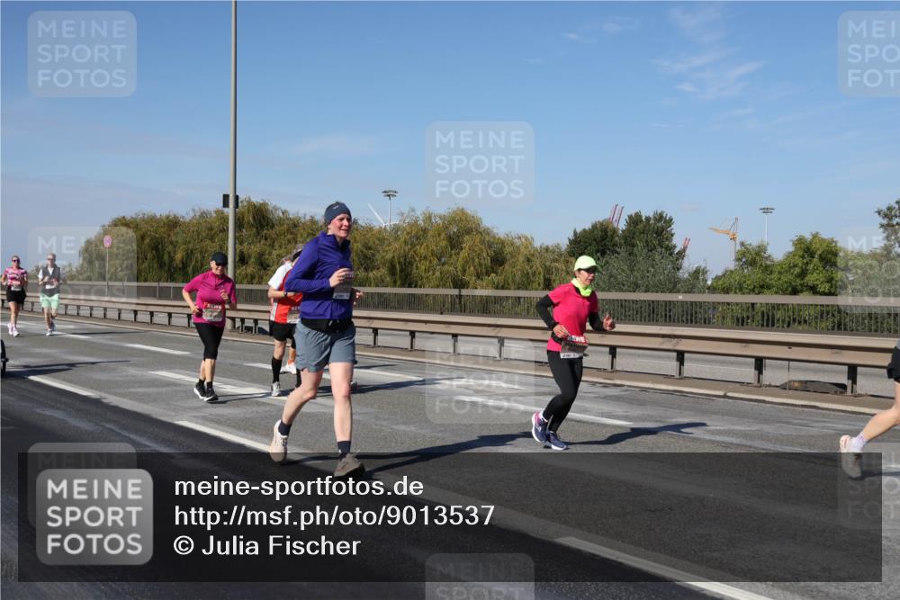 03.10.2025 - Köhlbrandbrückenlauf Julia Fischer http://msf.ph/oto/9013537 03.10.2025 13:06:35 Position 3  meine-sportfotos.de