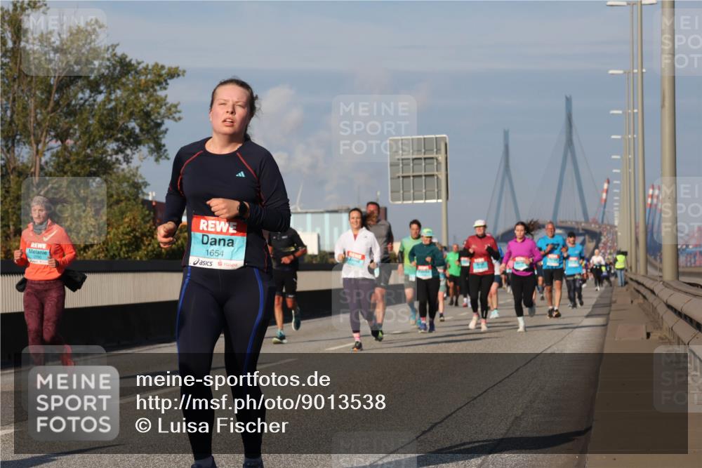 03.10.2025 - Köhlbrandbrückenlauf Luisa Fischer http://msf.ph/oto/9013538 03.10.2025 10:57:13 Position 3 1654 meine-sportfotos.de