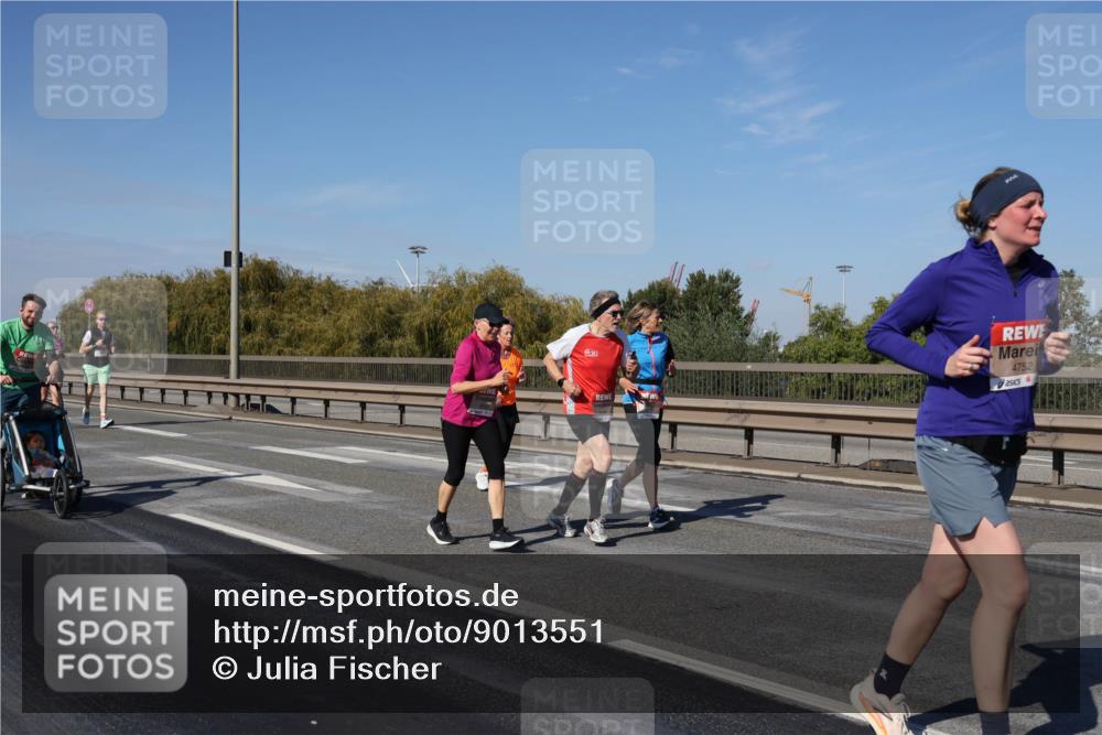 03.10.2025 - Köhlbrandbrückenlauf Julia Fischer http://msf.ph/oto/9013551 03.10.2025 13:06:37 Position 3 4752 meine-sportfotos.de