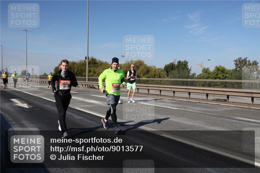 03.10.2025 - Köhlbrandbrückenlauf Julia Fischer http://msf.ph/oto/9013577 03.10.2025 13:06:42 Position 3 4647 meine-sportfotos.de