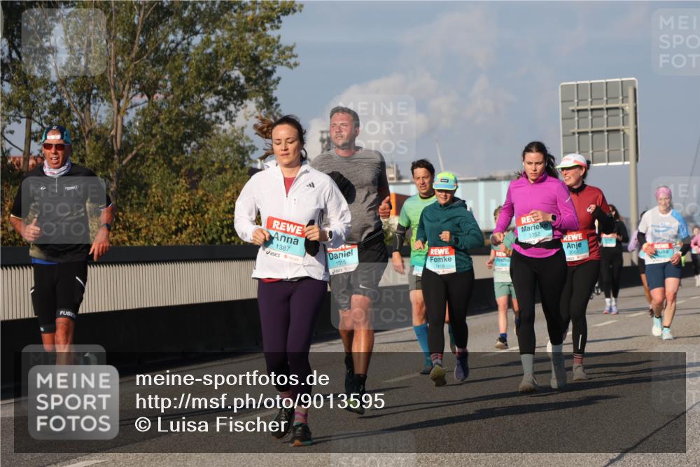 03.10.2025 - Köhlbrandbrückenlauf Luisa Fischer http://msf.ph/oto/9013595 03.10.2025 10:57:18 Position 3 1387, 1015, 1418, 3352, 2061 meine-sportfotos.de