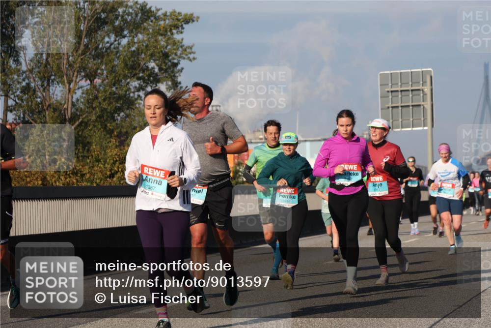 03.10.2025 - Köhlbrandbrückenlauf Luisa Fischer http://msf.ph/oto/9013597 03.10.2025 10:57:18 Position 3 1387, 15, 1418, 2061 meine-sportfotos.de