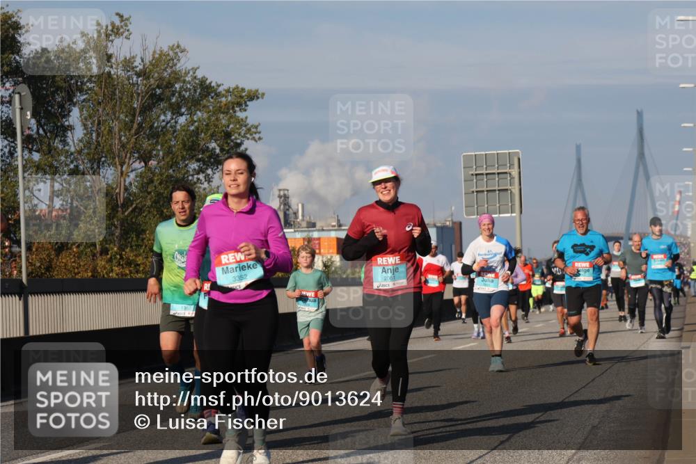03.10.2025 - Köhlbrandbrückenlauf Luisa Fischer http://msf.ph/oto/9013624 03.10.2025 10:57:21 Position 3 1362, 3352, 2061, 41 meine-sportfotos.de