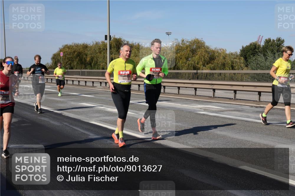 03.10.2025 - Köhlbrandbrückenlauf Julia Fischer http://msf.ph/oto/9013627 03.10.2025 13:06:50 Position 3 5781, 6211 meine-sportfotos.de