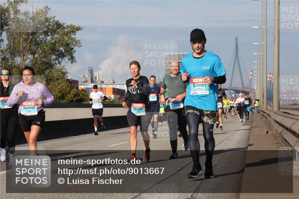 03.10.2025 - Köhlbrandbrückenlauf Luisa Fischer http://msf.ph/oto/9013667 03.10.2025 10:57:29 Position 3 1829, 1521, 1771, 2799, 3394 meine-sportfotos.de