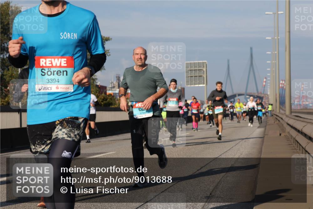 03.10.2025 - Köhlbrandbrückenlauf Luisa Fischer http://msf.ph/oto/9013688 03.10.2025 10:57:32 Position 3 3394, 70, 2799 meine-sportfotos.de