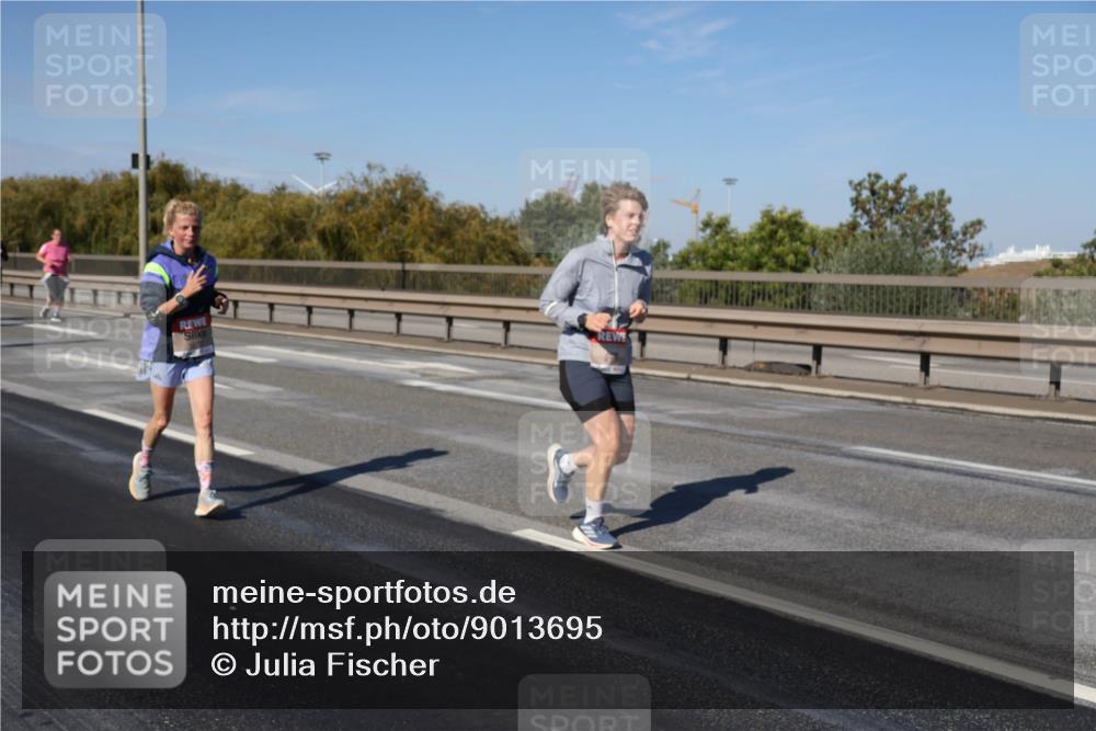 03.10.2025 - Köhlbrandbrückenlauf Julia Fischer http://msf.ph/oto/9013695 03.10.2025 13:07:04 Position 3  meine-sportfotos.de