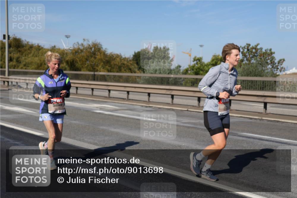 03.10.2025 - Köhlbrandbrückenlauf Julia Fischer http://msf.ph/oto/9013698 03.10.2025 13:07:04 Position 3 6673 meine-sportfotos.de