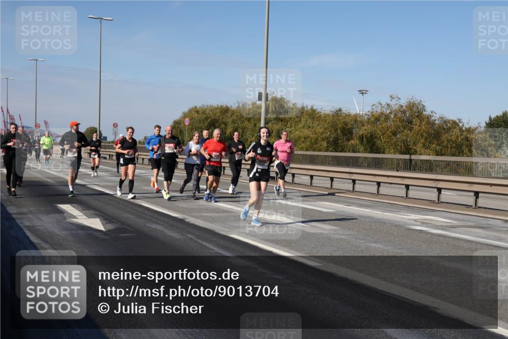 03.10.2025 - Köhlbrandbrückenlauf Julia Fischer http://msf.ph/oto/9013704 03.10.2025 13:07:06 Position 3  meine-sportfotos.de