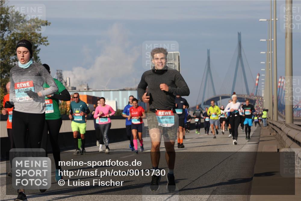 03.10.2025 - Köhlbrandbrückenlauf Luisa Fischer http://msf.ph/oto/9013730 03.10.2025 10:57:35 Position 3 1438, 86, 3162 meine-sportfotos.de