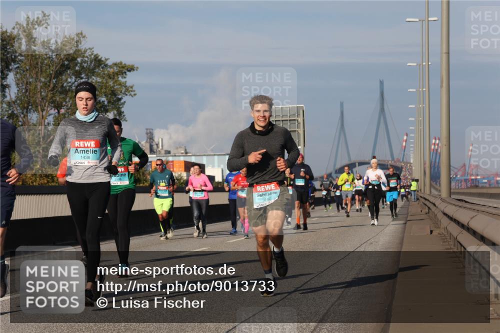 03.10.2025 - Köhlbrandbrückenlauf Luisa Fischer http://msf.ph/oto/9013733 03.10.2025 10:57:35 Position 3 1438, 3186, 3162 meine-sportfotos.de